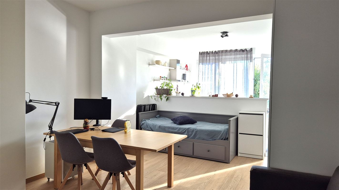 Image 1 : Appartement à 1150 WOLUWE-SAINT-PIERRE (Belgique) - Prix 1.050 €