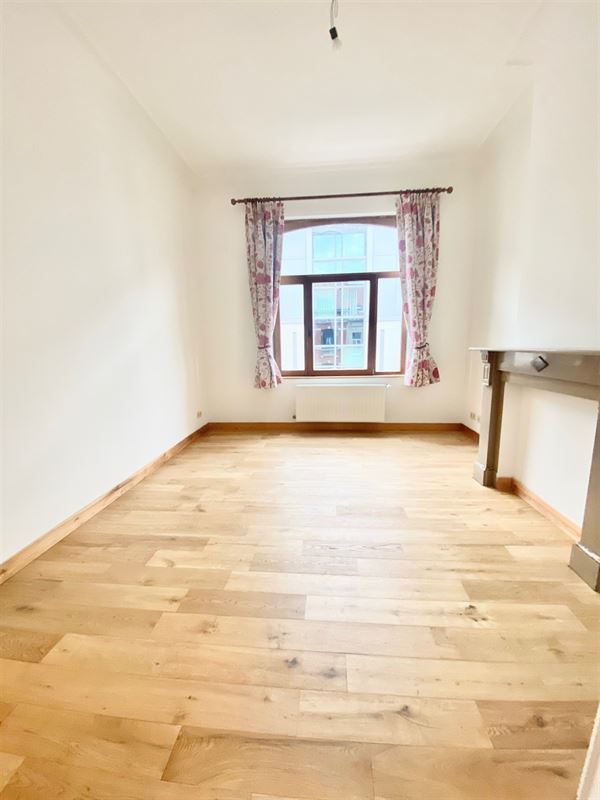 Image 3 : Apartment IN 1040 etterbeek (Belgium) - Price 1.150 €