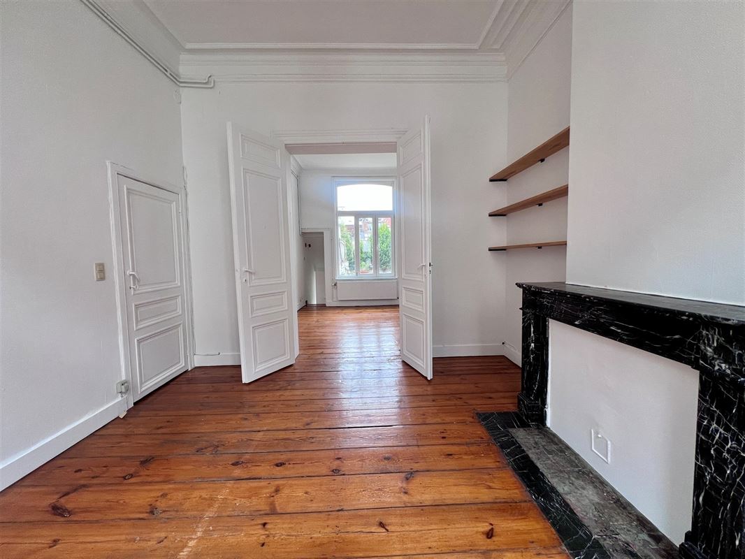 Image 1 : Appartement à 1050 IXELLES (Belgique) - Prix 875 €