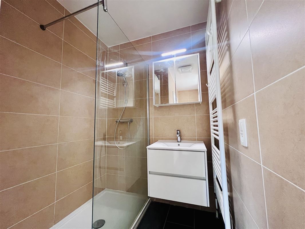 Image 2 : Appartement à 1700 DILBEEK (Belgique) - Prix 800 €