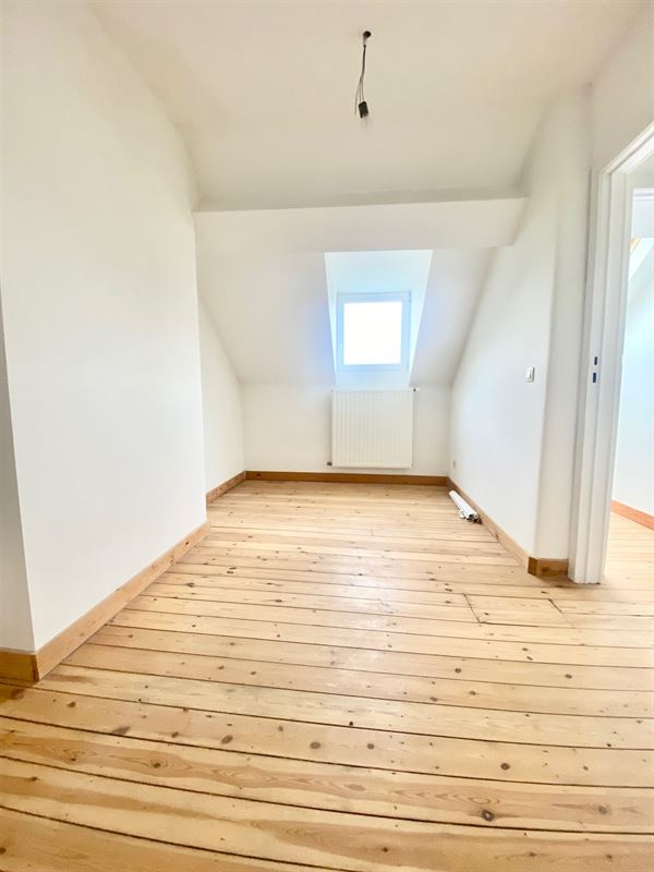 Image 11 : Apartment IN 1040 etterbeek (Belgium) - Price 1.150 €