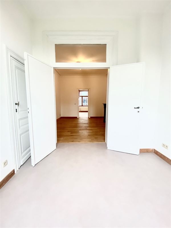 Image 6 : Apartment IN 1040 etterbeek (Belgium) - Price 1.150 €