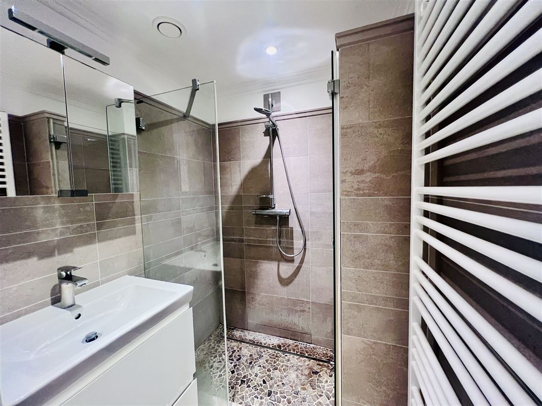 Image 12 : Appartement à 1200 WOLUWE-SAINT-LAMBERT (Belgique) - Prix 1.275 €