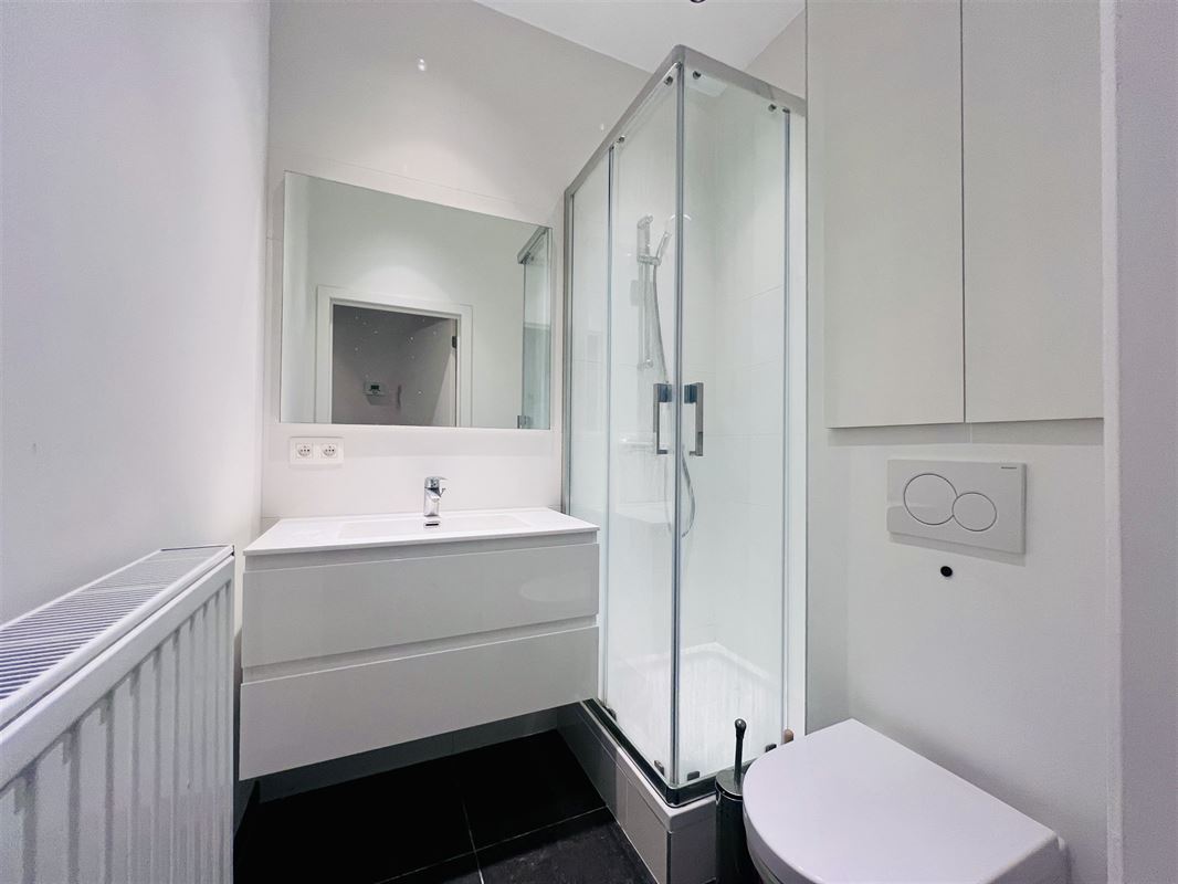 Image 2 : Studio à 1150 WOLUWE-SAINT-PIERRE (Belgique) - Prix 800 €