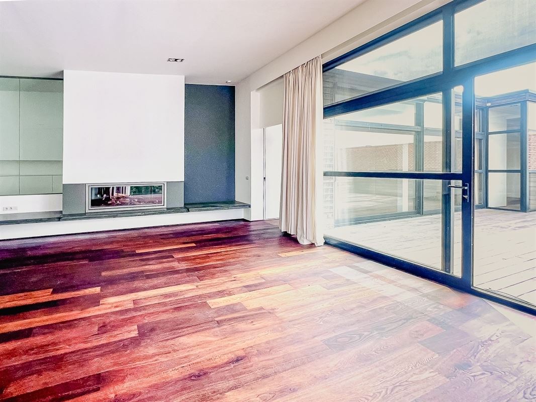 Image 4 : Appartement à 1050 IXELLES (Belgique) - Prix 3.000 €
