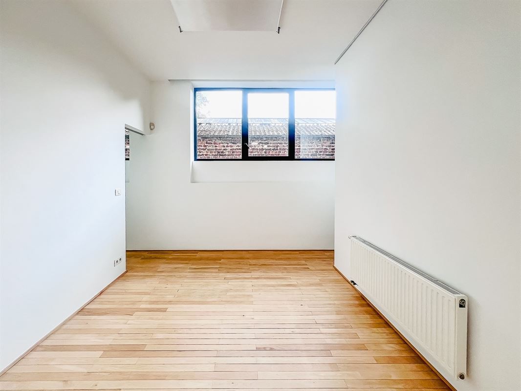 Image 15 : Appartement à 1050 IXELLES (Belgique) - Prix 3.000 €