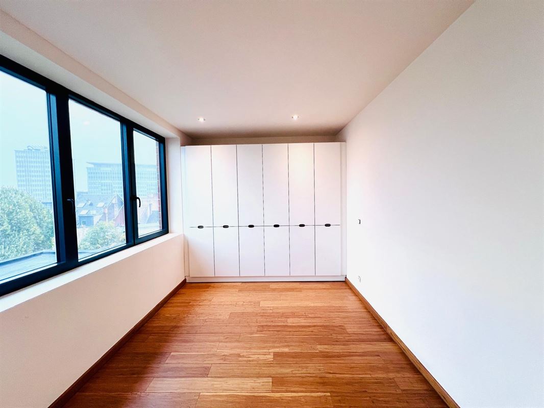 Image 8 : Appartement à 1000 BRUXELLES (Belgique) - Prix 1.225 €