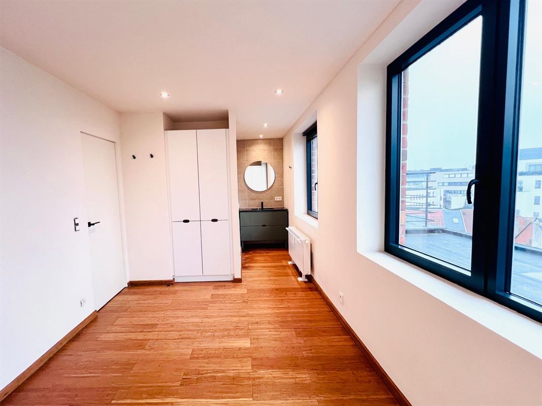 Image 6 : Appartement à 1000 BRUXELLES (Belgique) - Prix 1.225 €