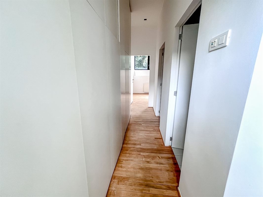 Image 18 : Appartement à 1050 IXELLES (Belgique) - Prix 3.000 €