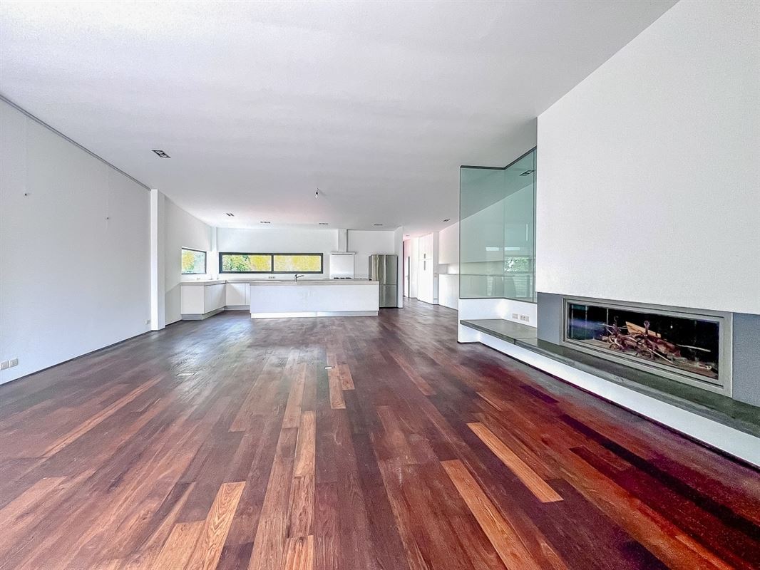 Image 3 : Appartement à 1050 IXELLES (Belgique) - Prix 3.000 €