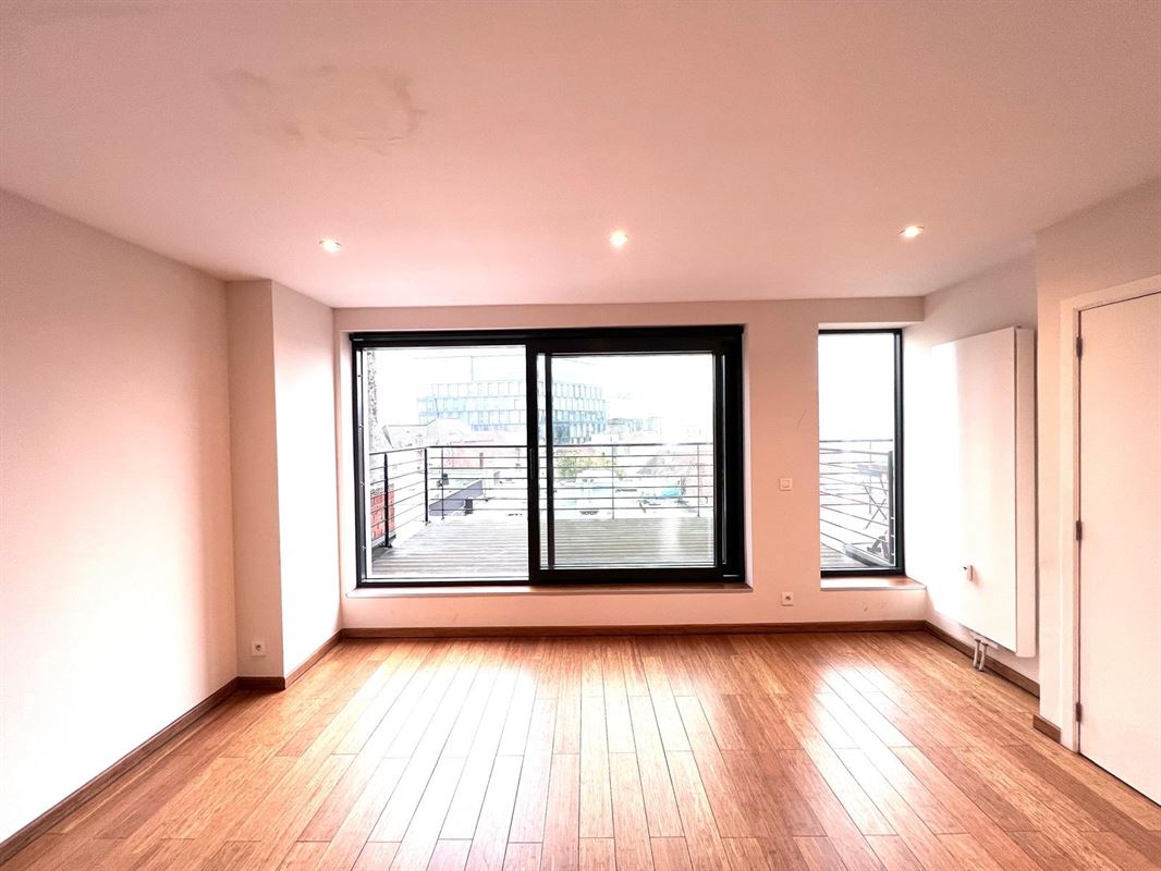 Image 4 : Appartement à 1000 BRUXELLES (Belgique) - Prix 1.225 €