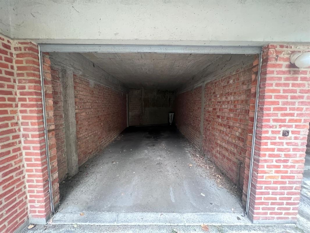 Image 5 : Box extérieur à 1050 IXELLES (Belgique) - Prix 200 €