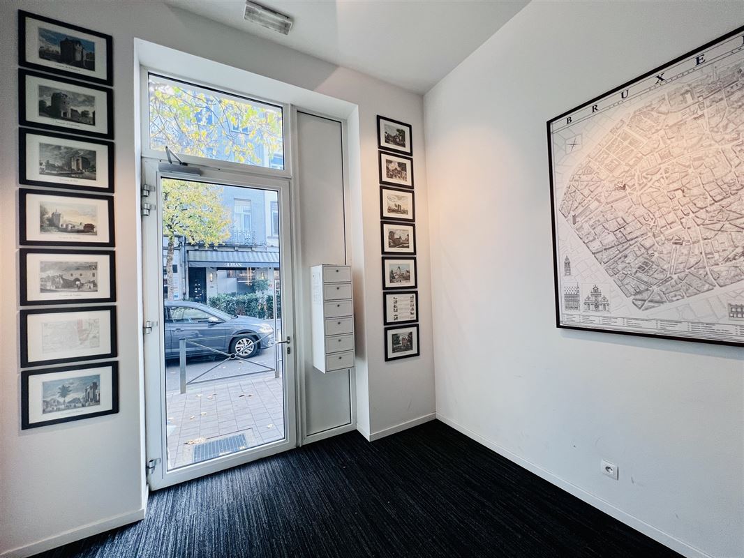 Image 11 : Appartement à 1050 IXELLES (Belgique) - Prix 1.550 €