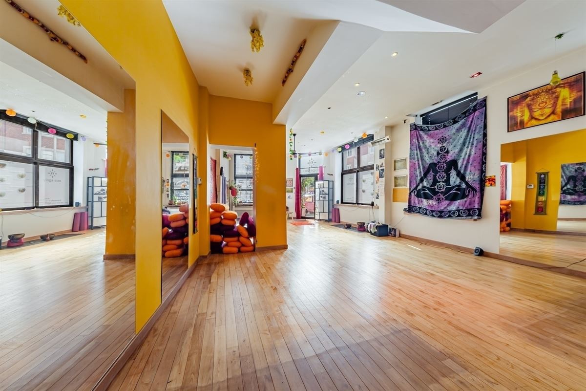 Image 5 : commercial space IN 1050 IXELLES (Belgium) - Price 230.000 €