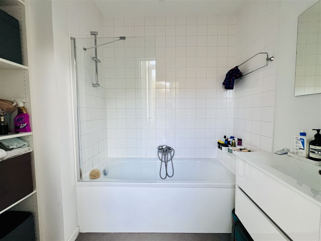 Image 3 : Appartement à 1050 IXELLES (Belgique) - Prix 1.550 €