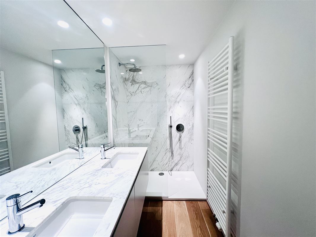 Foto 11 : Appartement te 1050 IXELLES (België) - Prijs € 2.750