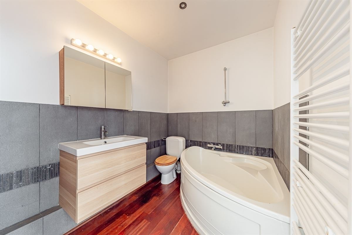 Foto 17 : Appartement te 1650 BEERSEL (België) - Prijs € 430.000