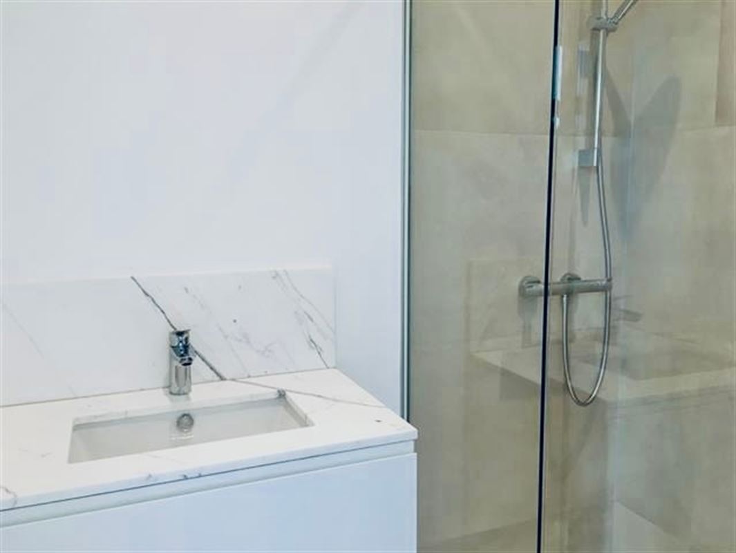 Image 15 : Apartment IN 1180 UCCLE (Belgium) - Price 1.650 &euro;