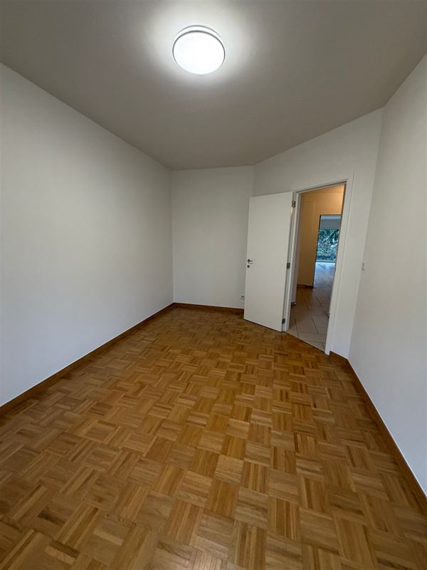 Image 15 : Apartment IN 1180 UCCLE (Belgium) - Price 1.800 &euro;