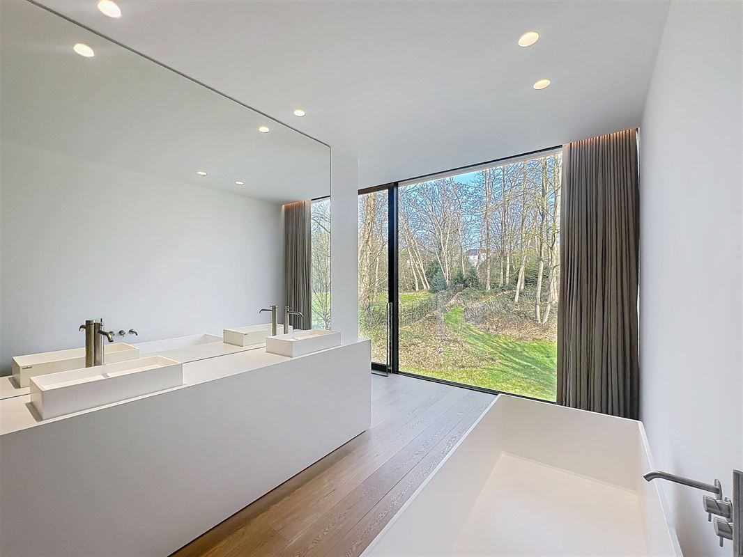 Image 15 : Maison à 1640 SINT-GENESIUS-RODE (Belgique) - Prix 8.500 &euro;