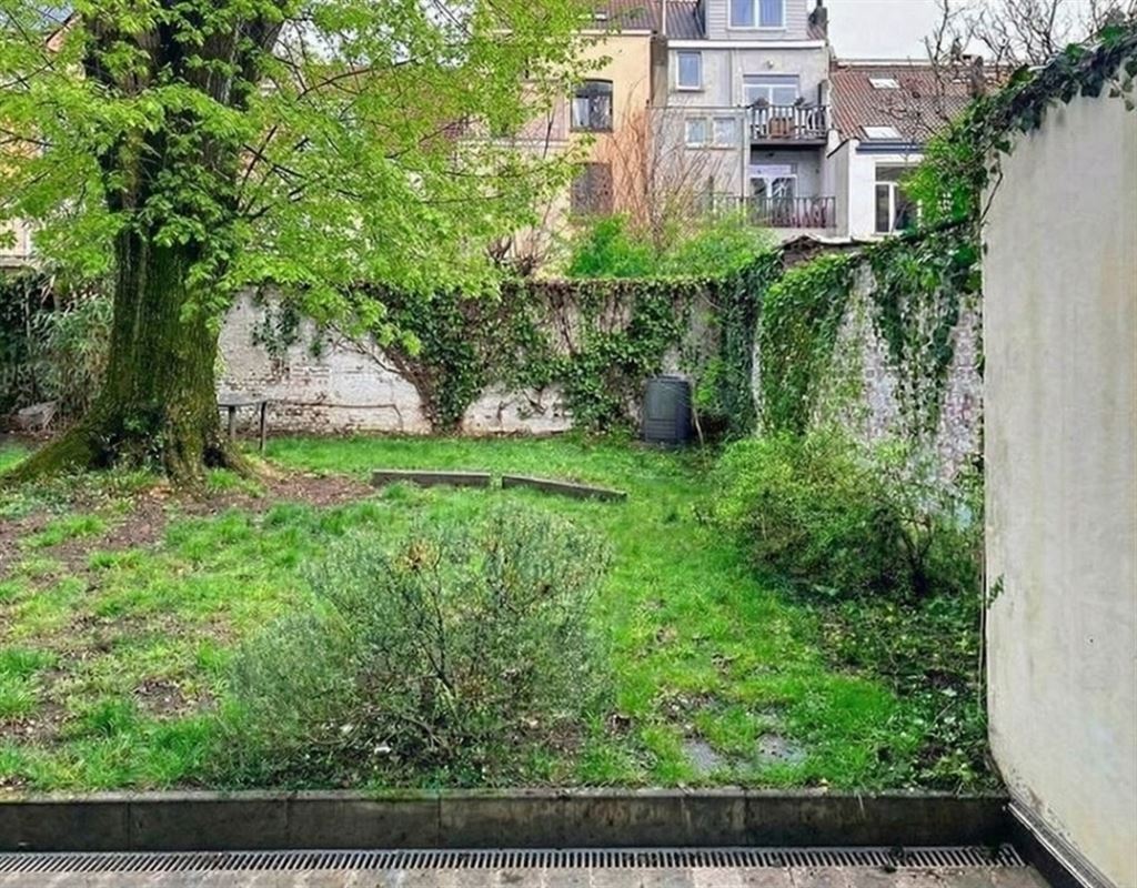 Foto 15 : Gemeubeld te 1050 IXELLES (België) - Prijs &euro; 1.100