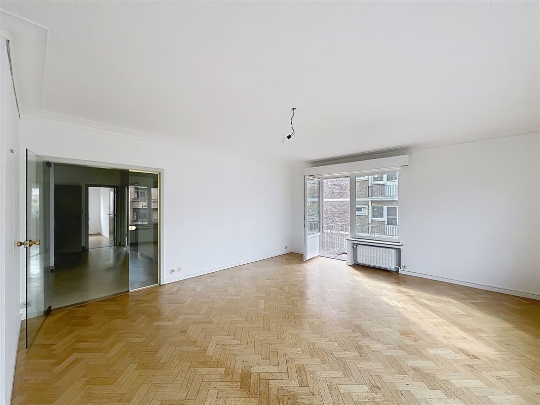 Image 14 : Appartement à 1150 WOLUWE-SAINT-PIERRE (Belgique) - Prix 1.350 &euro;