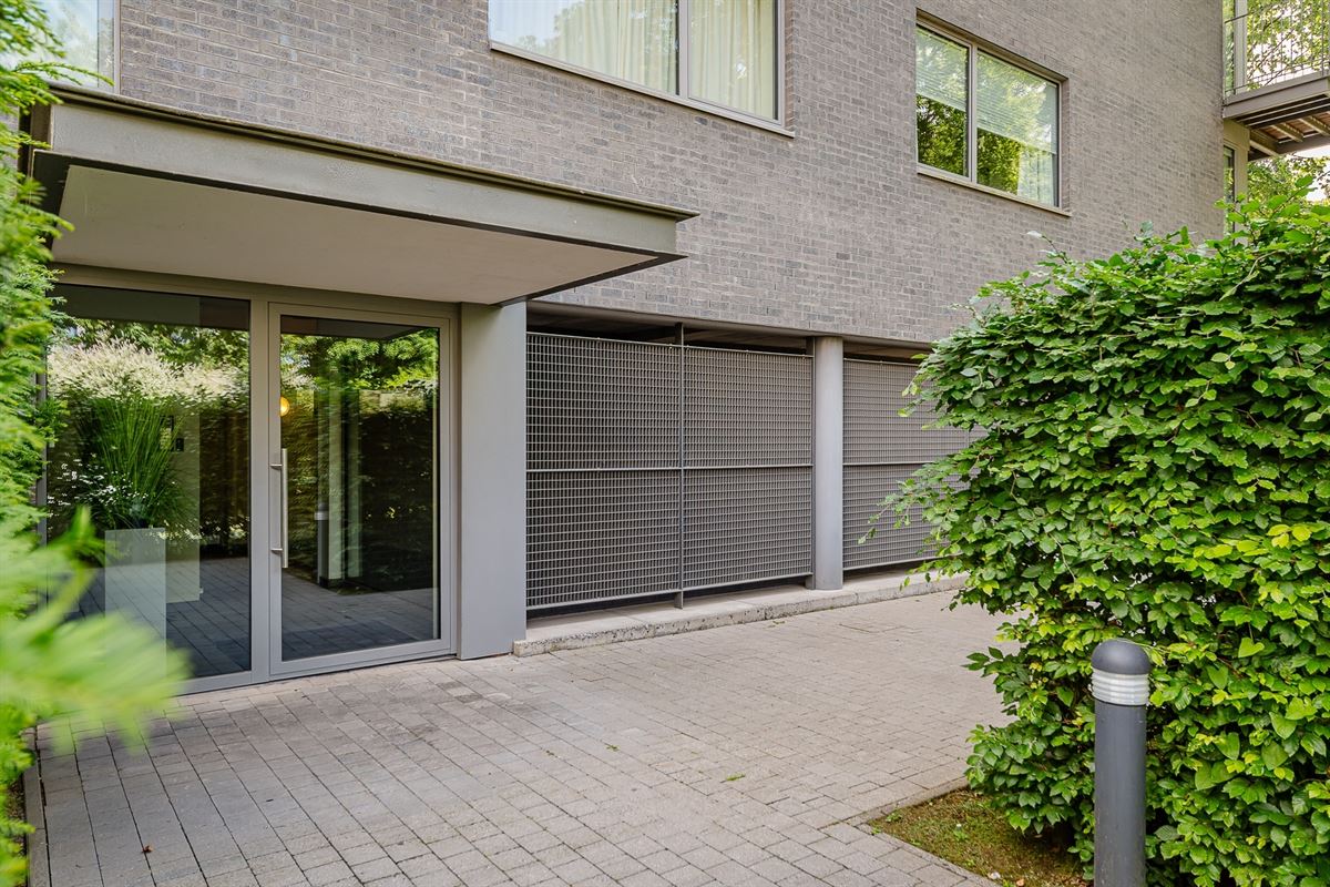 Image 33 : Appartement à 1050 IXELLES (Belgique) - Prix 3.550 &euro;