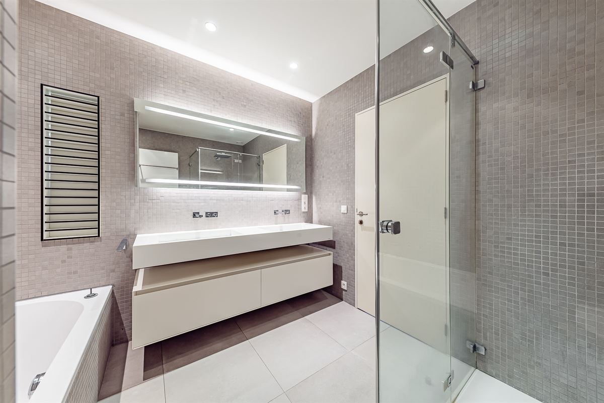 Image 23 : Appartement à 1050 IXELLES (Belgique) - Prix 3.550 &euro;