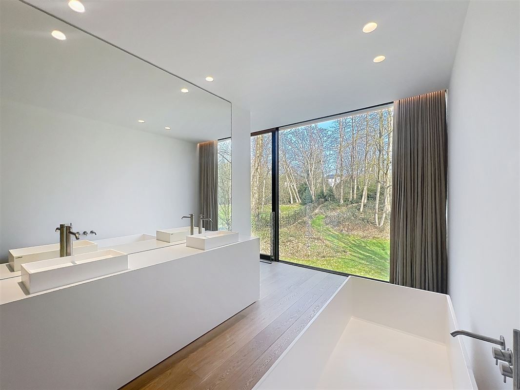 Image 15 : Maison à 1640 SINT-GENESIUS-RODE (Belgique) - Prix 8.500 &euro;