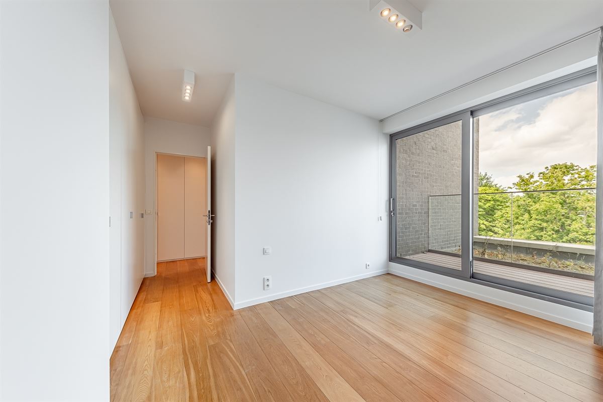 Image 26 : Appartement à 1050 IXELLES (Belgique) - Prix 3.550 &euro;