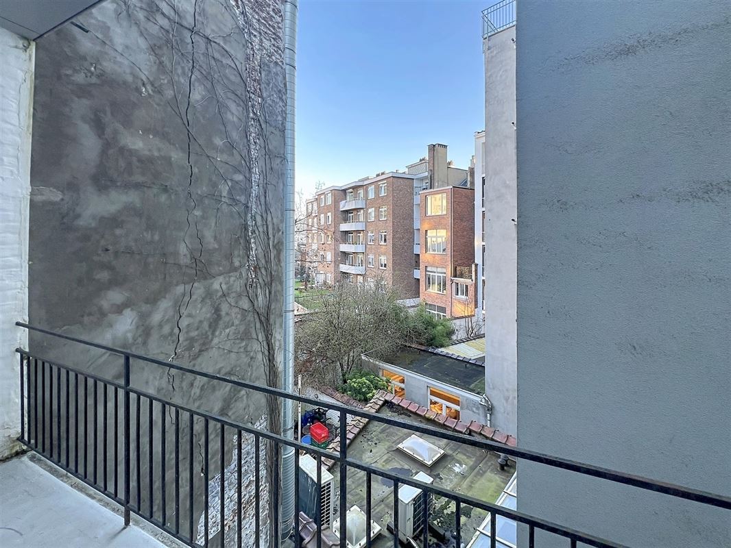 Image 12 : Appartement à 1050 ixelles (Belgique) - Prix 1.150 &euro;