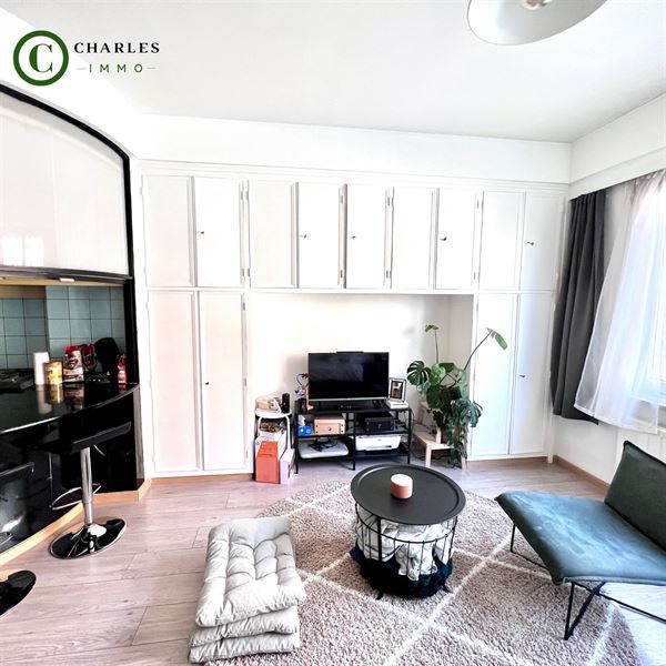 Studio à 1050 IXELLES (Belgique) - Prix 815 &euro;