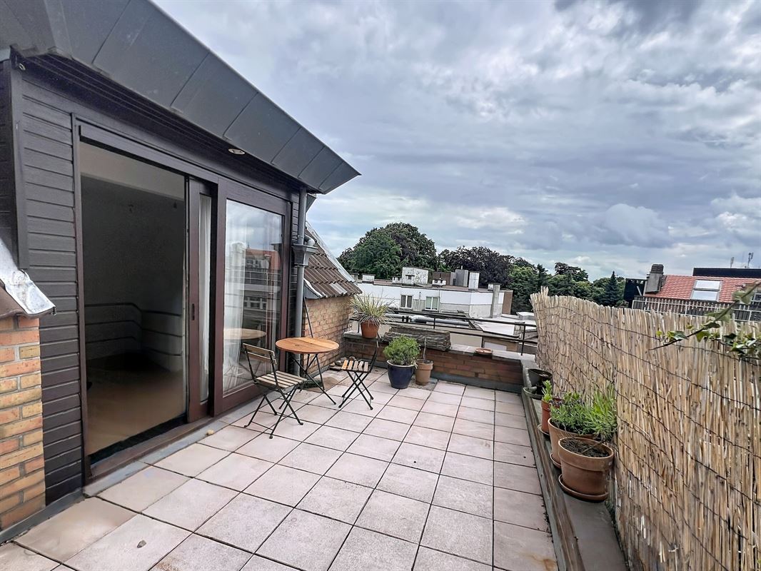 Image 17 : Appartement à 1150 WOLUWE-SAINT-PIERRE (Belgique) - Prix 2.100 &euro;