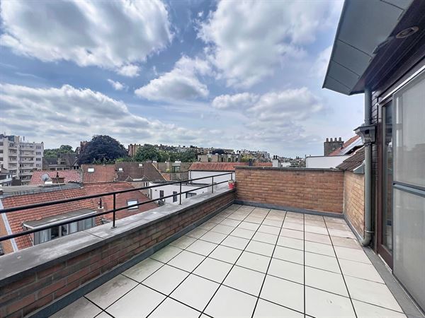 Appartement à 1150 WOLUWE-SAINT-PIERRE (Belgique) - Prix 2.200 &euro;
