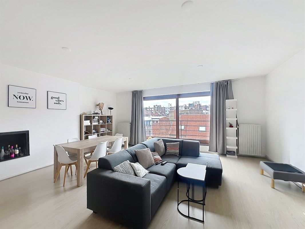 Image 11 : Appartement à 1150 WOLUWE-SAINT-PIERRE (Belgique) - Prix 2.200 &euro;