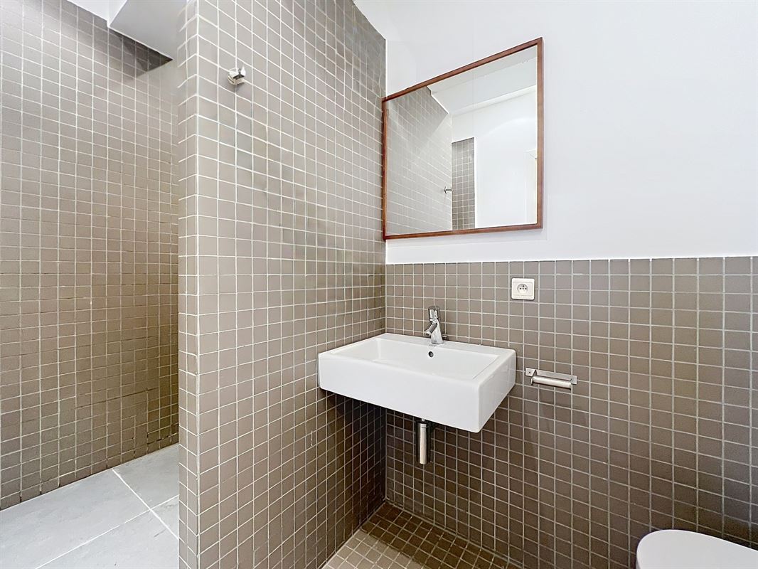 Image 13 : Apartment IN 1180 UCCLE (Belgium) - Price 1.650 &euro;