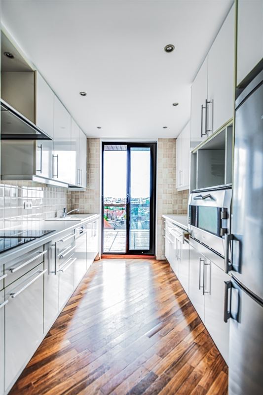 Image 11 : Apartment IN 1050 IXELLES (Belgium) - Price 2.200 &euro;