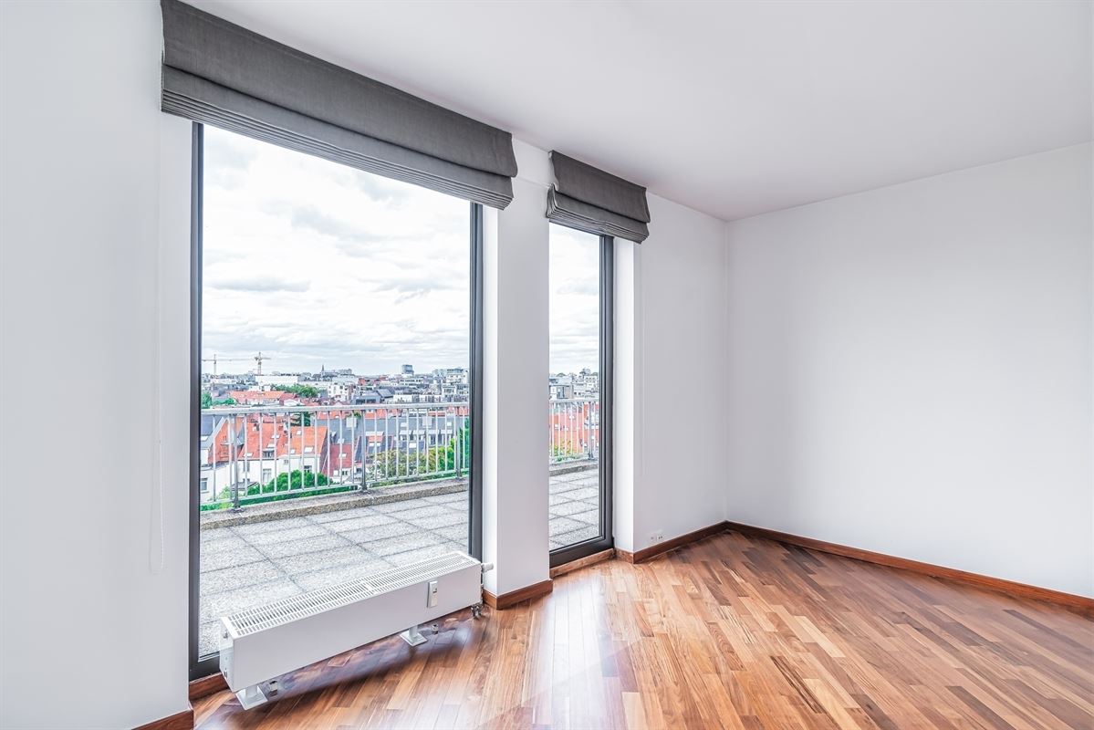 Image 16 : Apartment IN 1050 IXELLES (Belgium) - Price 2.200 &euro;