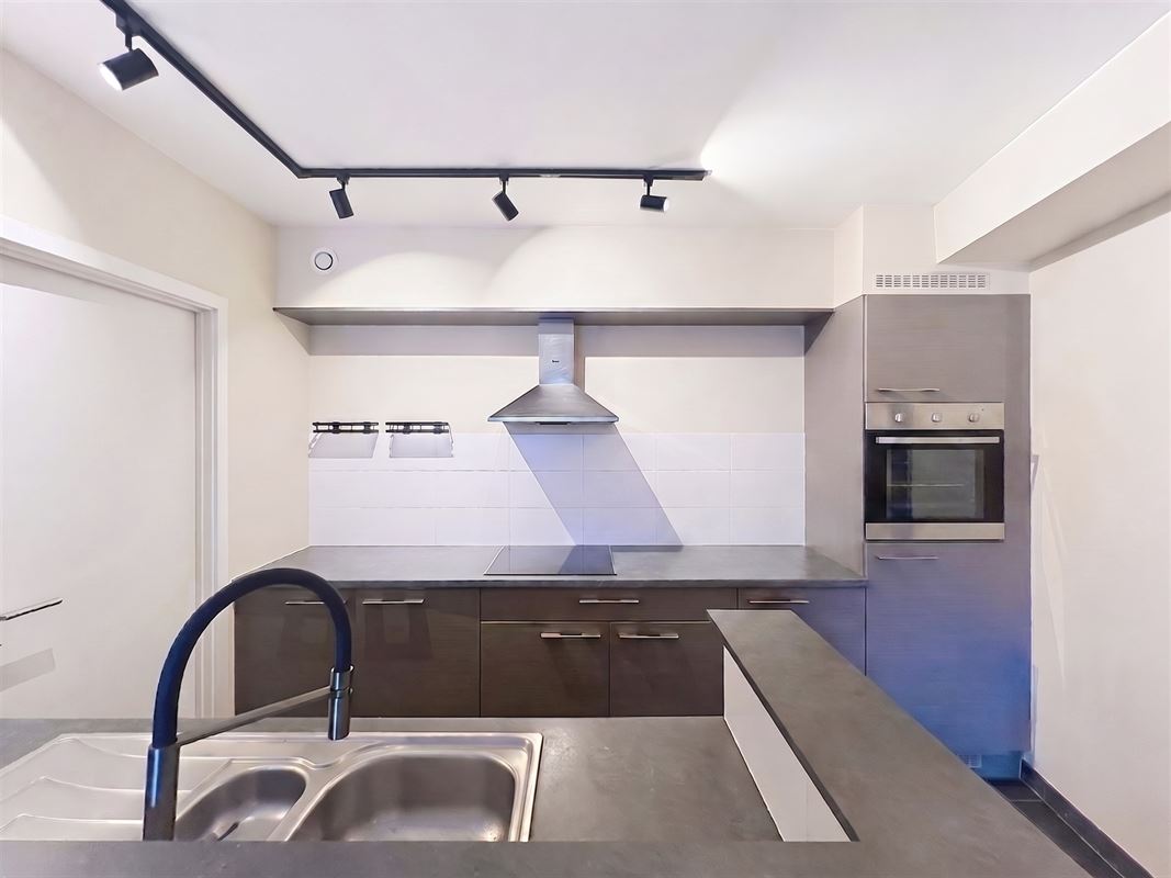 Image 12 : Appartement à 1080 MOLENBEEK-SAINT-JEAN (Belgique) - Prix 285.000 &euro;