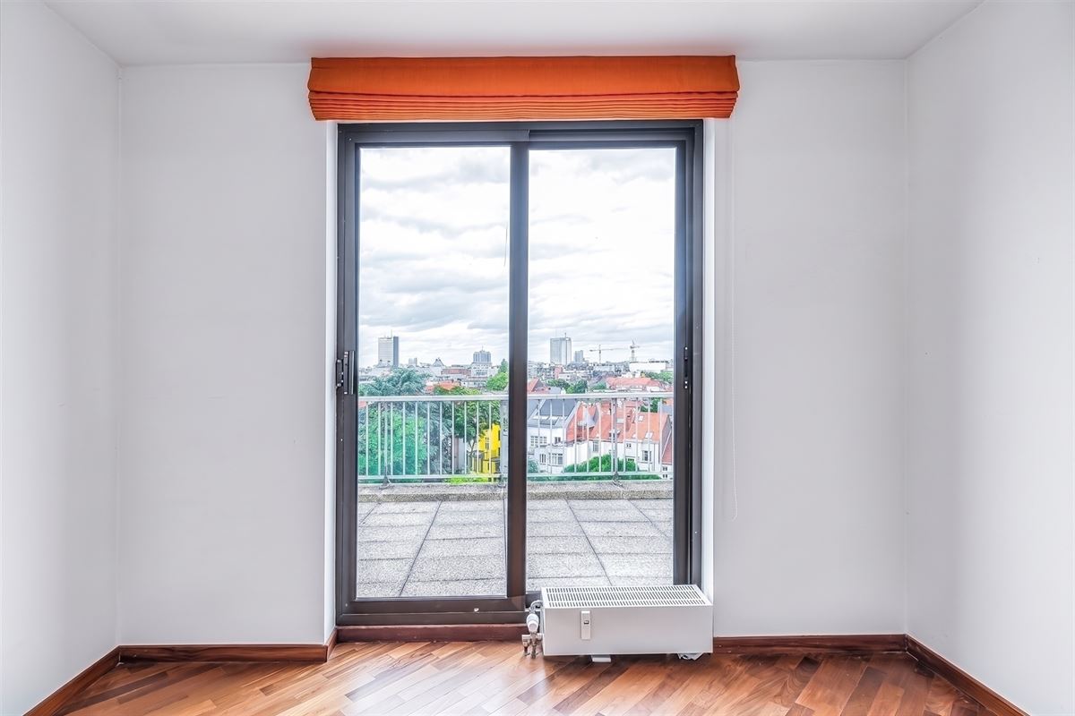 Image 19 : Appartement à 1050 IXELLES (Belgique) - Prix 2.400 &euro;