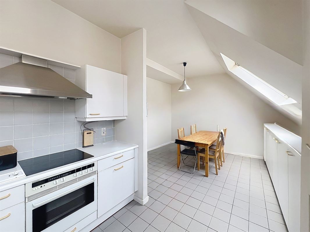 Image 14 : Appartement à 1150 WOLUWE-SAINT-PIERRE (Belgique) - Prix 2.175 &euro;