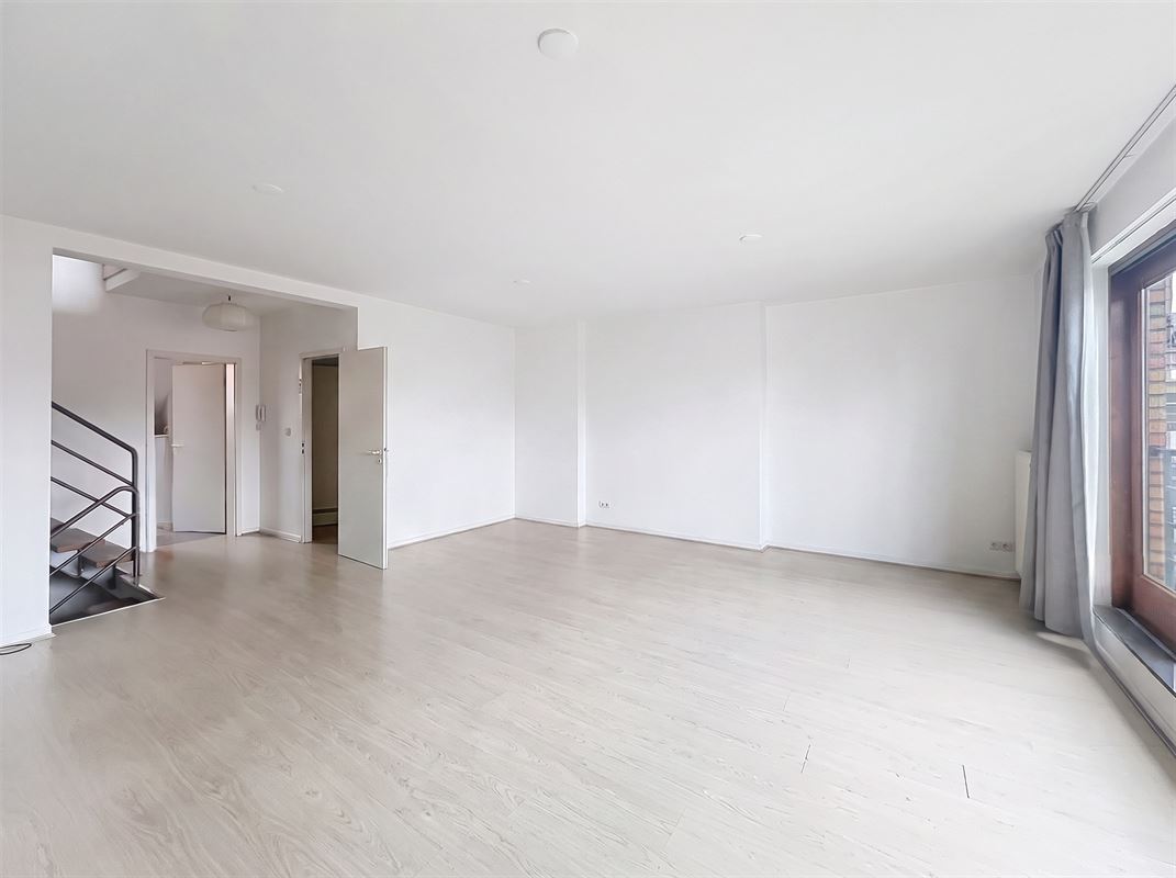 Image 12 : Appartement à 1150 WOLUWE-SAINT-PIERRE (Belgique) - Prix 2.175 &euro;
