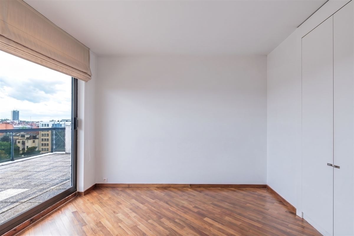Image 14 : Appartement à 1050 IXELLES (Belgique) - Prix 2.400 &euro;