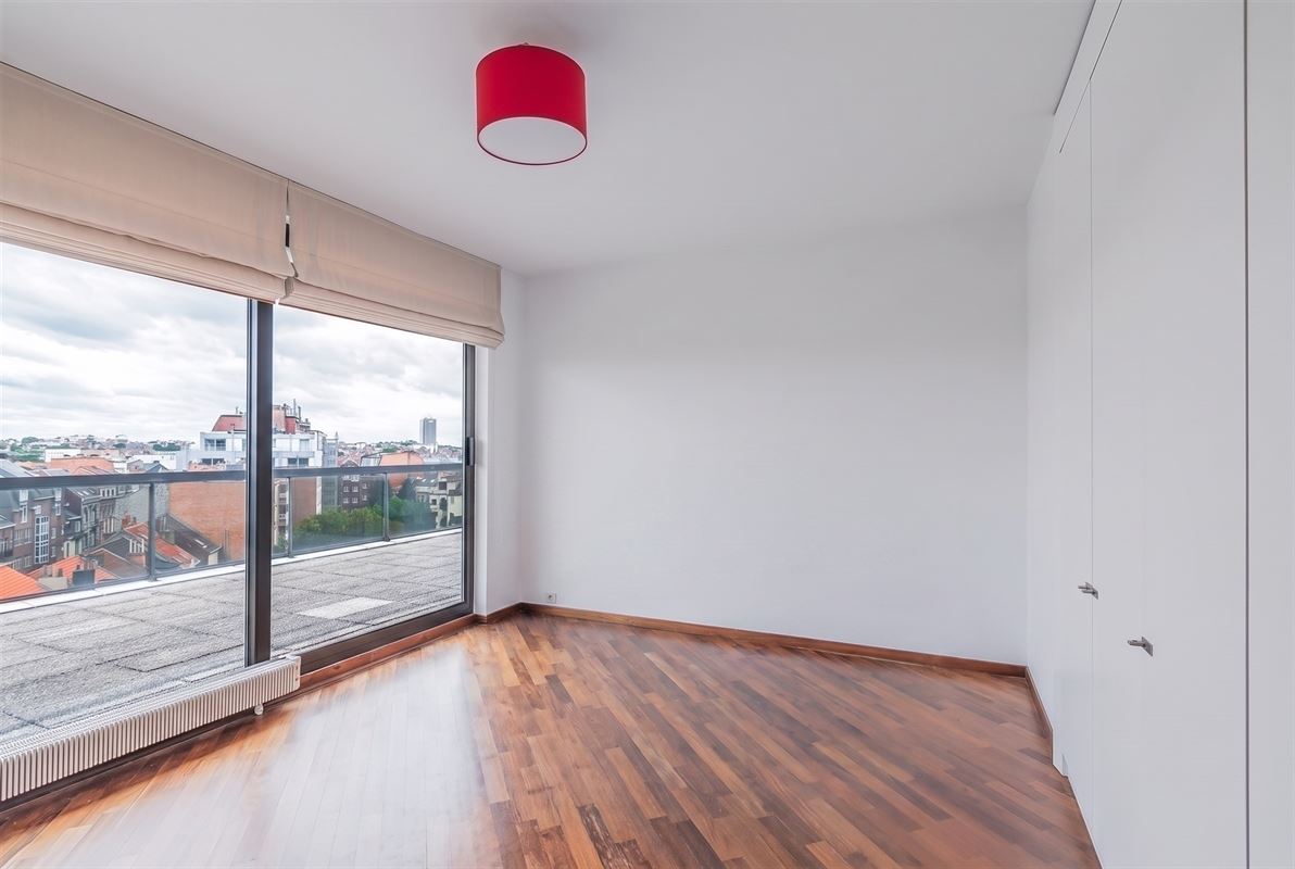 Image 12 : Appartement à 1050 IXELLES (Belgique) - Prix 2.400 &euro;