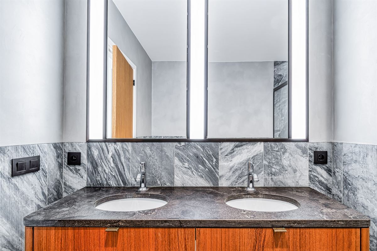 Image 34 : Apartment IN 1000 BRUXELLES (Belgium) - Price 6.000 &euro;