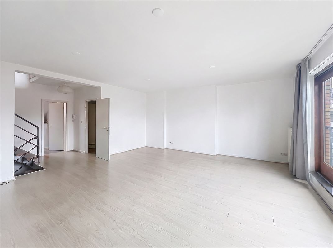 Image 13 : Appartement à 1150 WOLUWE-SAINT-PIERRE (Belgique) - Prix 2.150 &euro;
