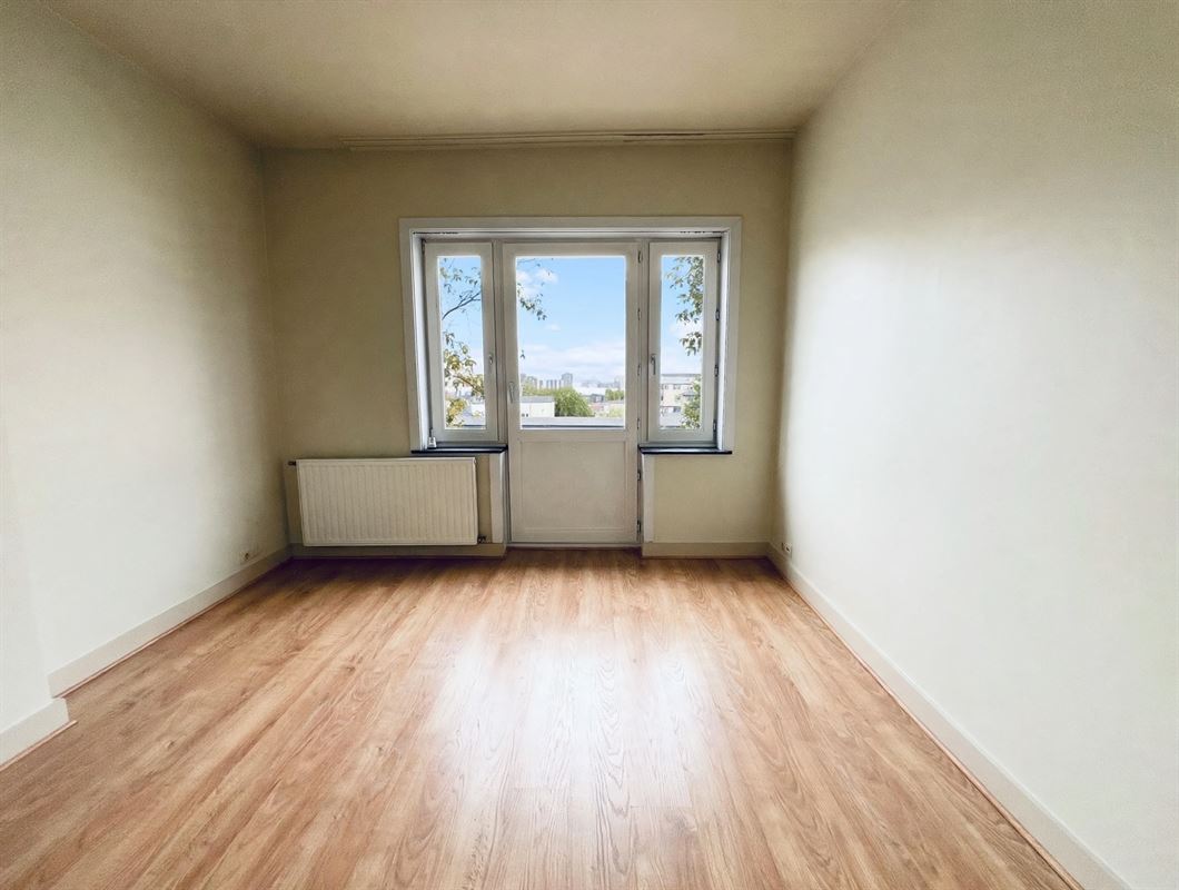 Image 11 : Apartment IN 1180 UCCLE (Belgium) - Price 1.650 &euro;