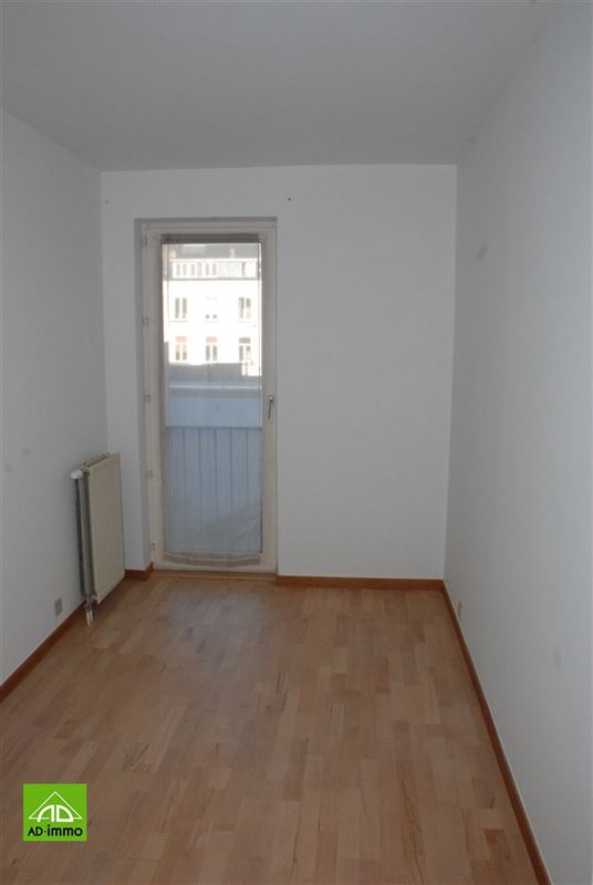 Image 9 : appartement à 5000 NAMUR (Belgique) - Prix 815 €