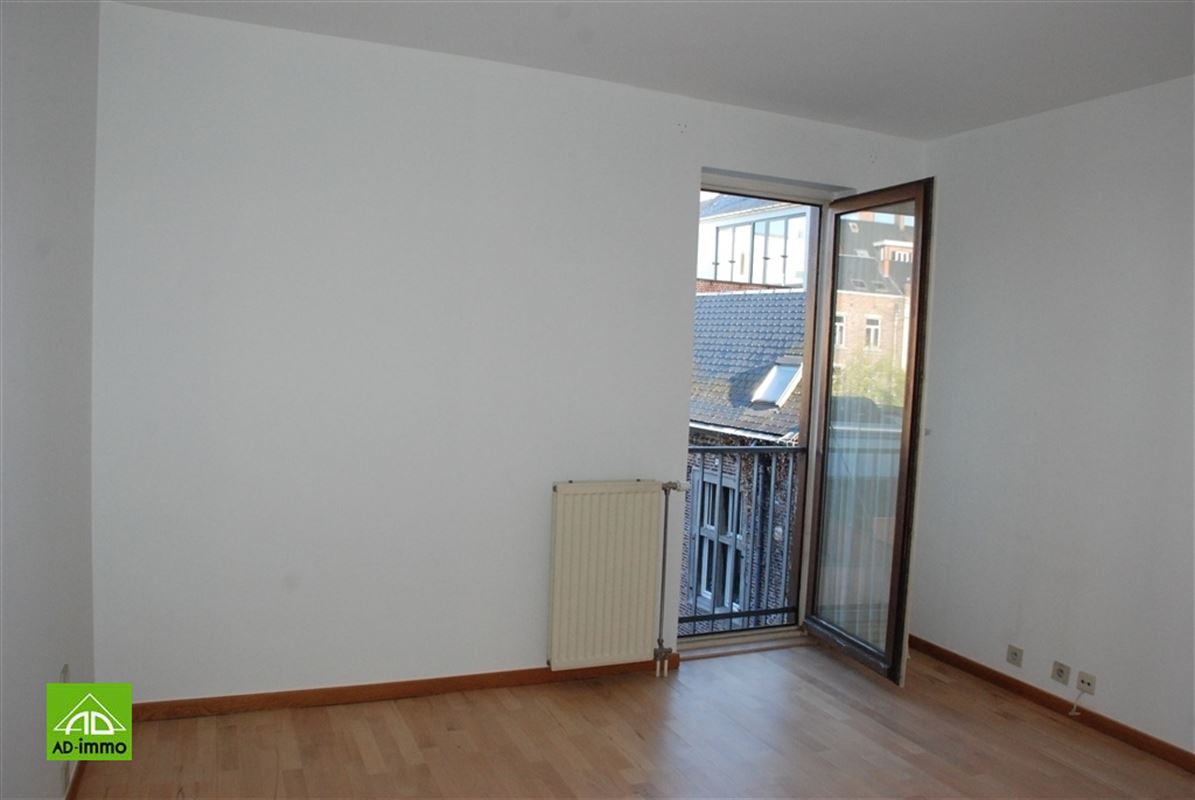 Image 8 : appartement à 5000 NAMUR (Belgique) - Prix 815 €