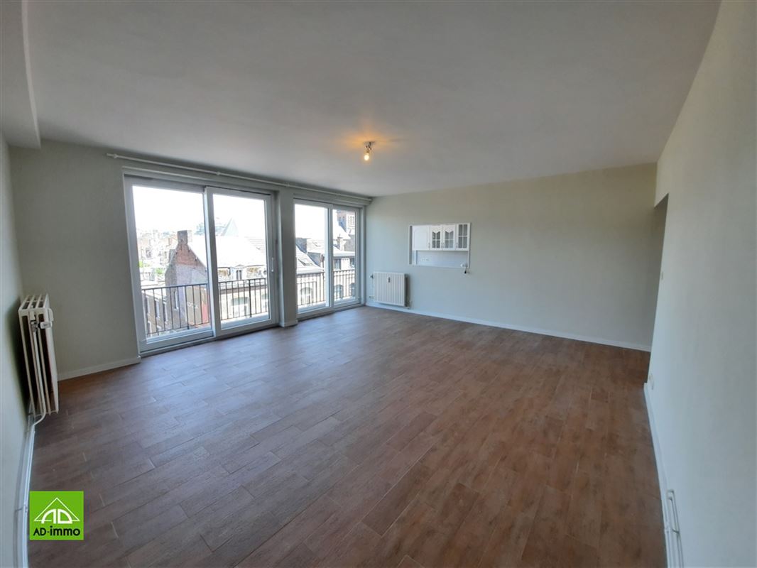 Image 2 : appartement à 5000 NAMUR (Belgique) - Prix 825 €